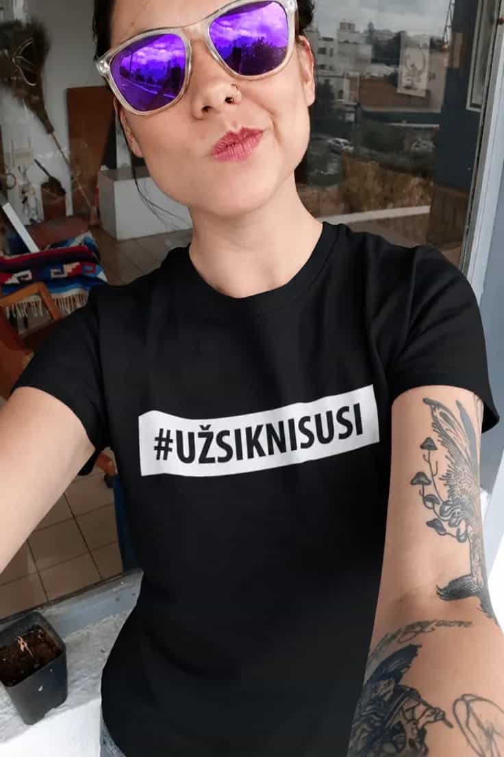Juokingi marškinėliai Užsiknisusi #UŽSIKNISUSI