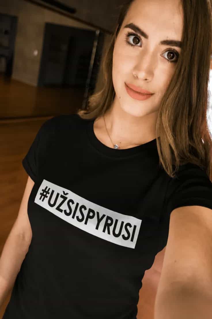 Juokingi marškinėliai Užsispyrusi #UŽSISPYRUSI
