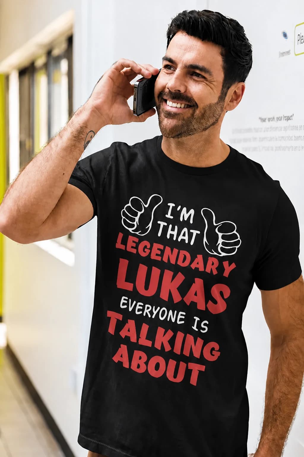Juokingi marškinėliai „I'm That Legendary…“ su vardu