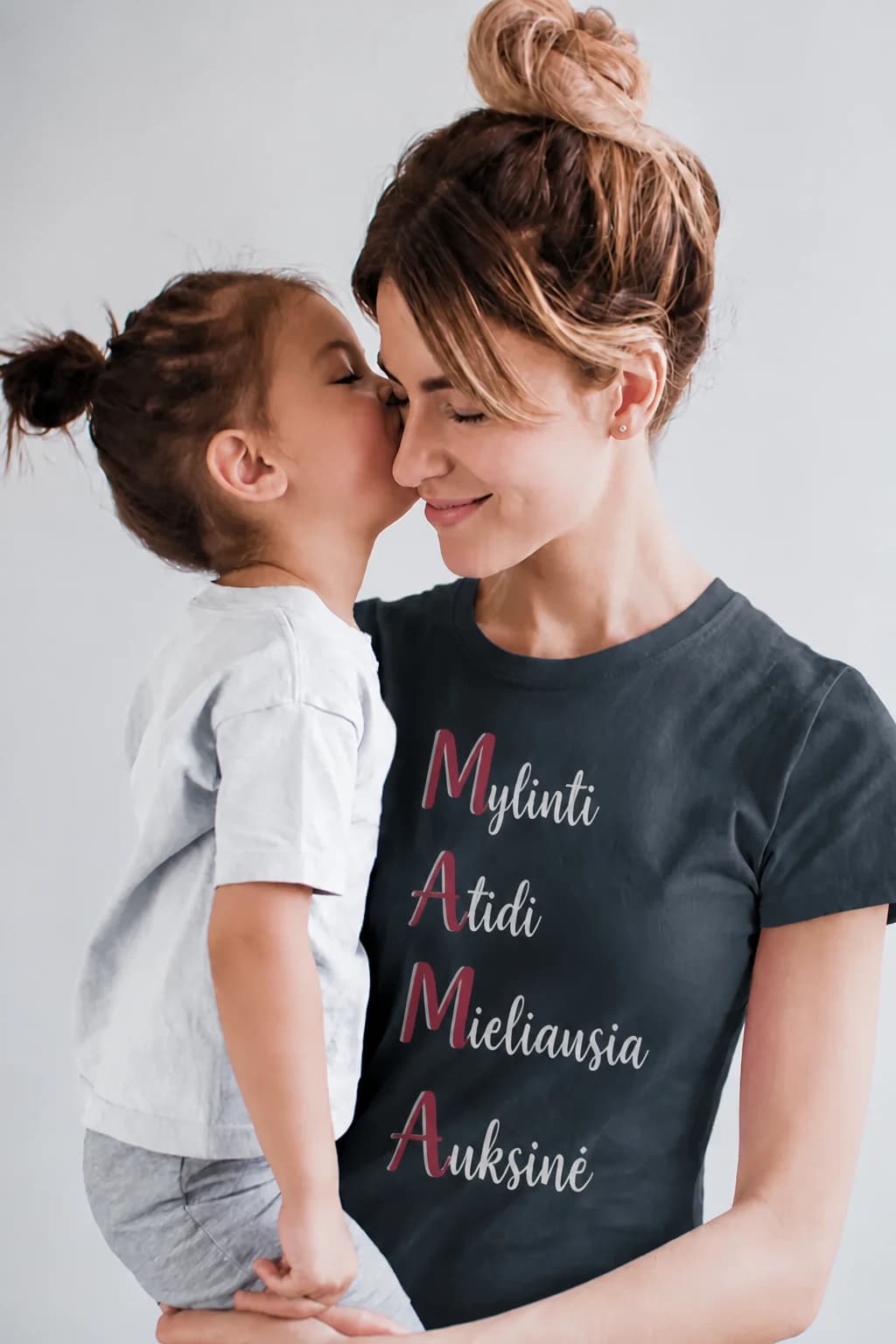 Marškinėliai mamai „Mylinti, atidi, mieliausia, auksinė“