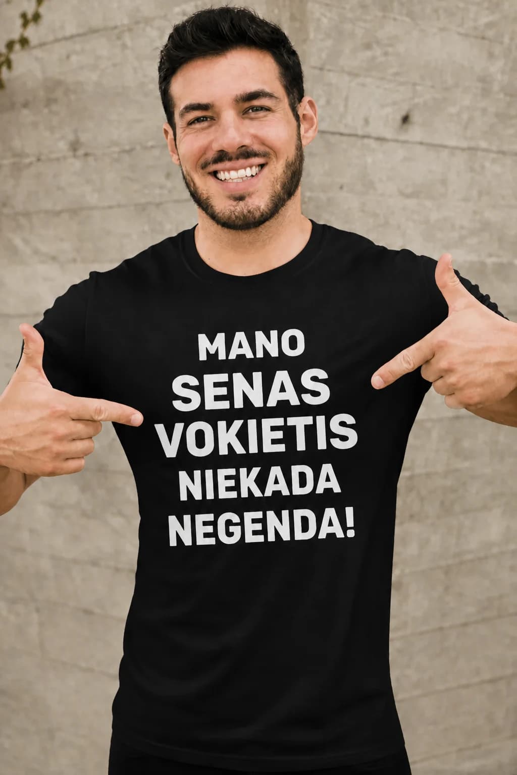 Juokingi marškinėliai „Mano senas vokietis niekada negenda!“