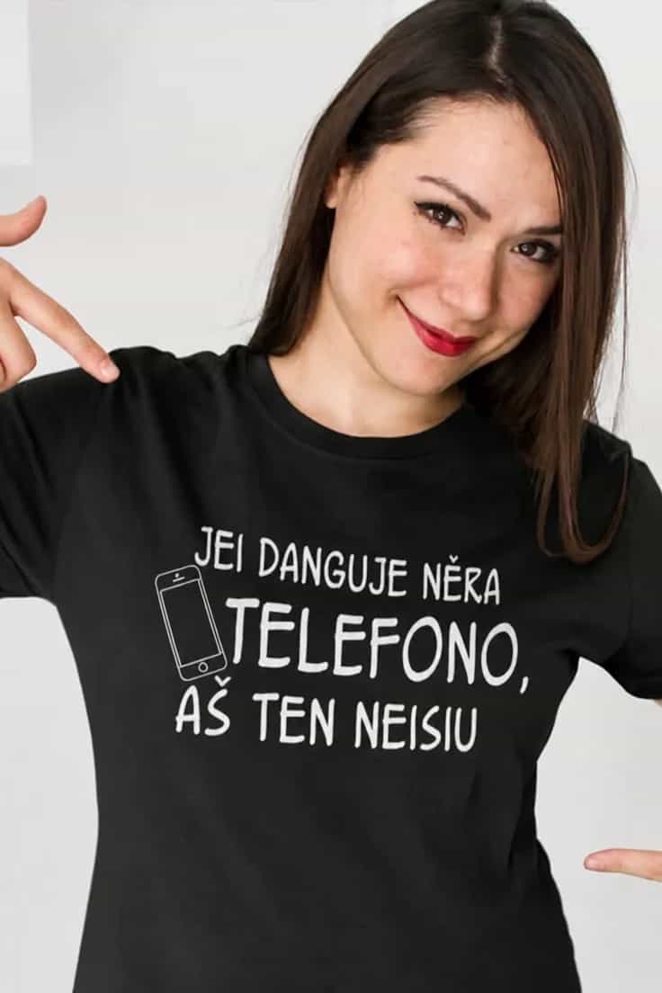 Juokingi marškinėliai Apie dangų be telefono