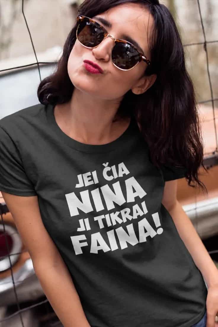 Juokingi marškinėliai šaunus užrašas su vardu