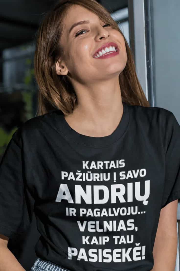 Juokingi marškinėliai Kaip tau pasisekė su vardu klasika