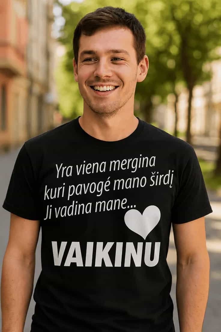 Juokingi marškinėliai Mergina vadina vaikinu