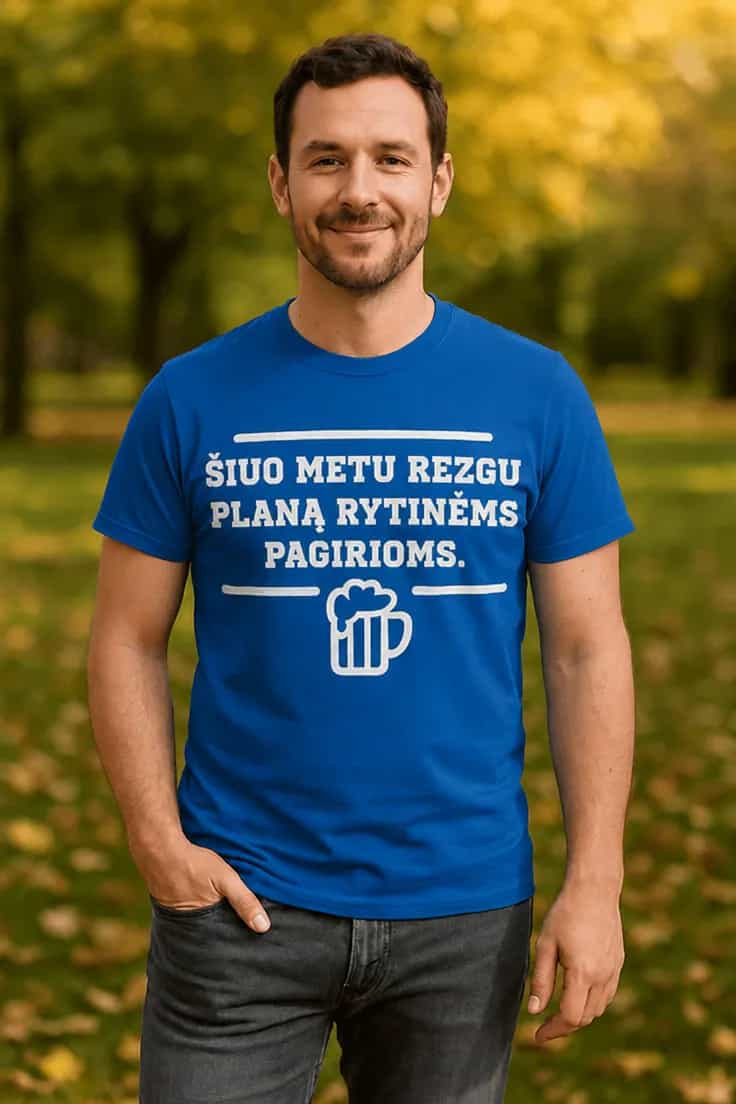 Marškinėliai šiuo metu rezgu planą rytinėms pagirioms