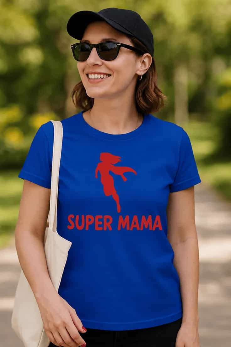 Juokingi marškinėliai Super mama su raudona žaibo emblema